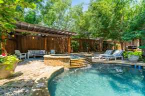 Sunset House - Luxury Pool and Hot Tub Retreat